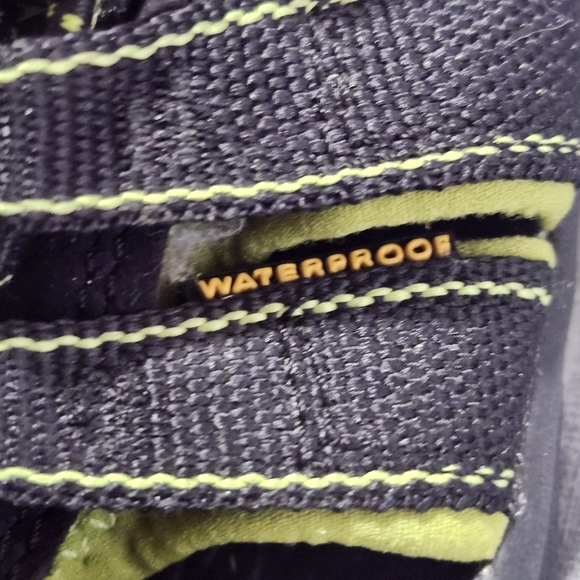 Keen‎ Newport Hybrid Sandals velcro closure black lime green little boy's size 2 - Picture 11 of 11